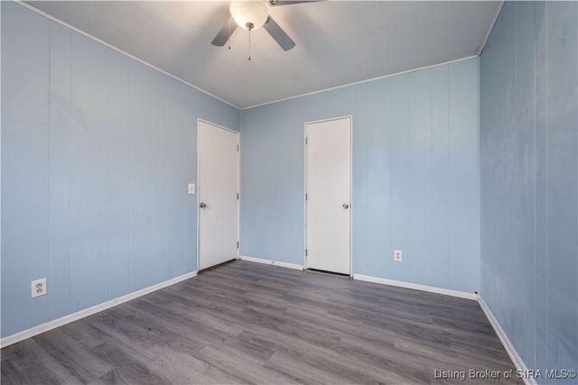 906 Silverwood Drive, Clarksville, IN 47129