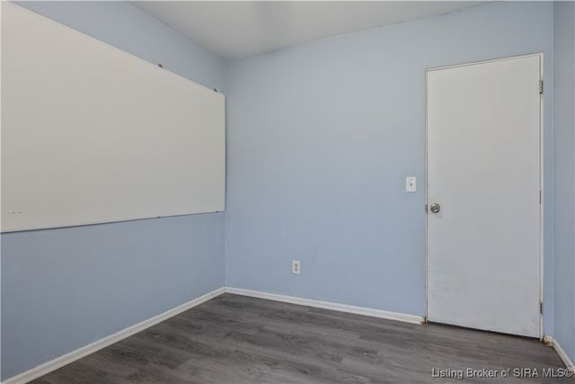 906 Silverwood Drive, Clarksville, IN 47129