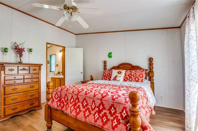 9121 NE County Road 2170, Powell, TX 75153