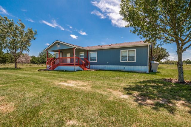 9121 NE County Road 2170, Powell, TX 75153