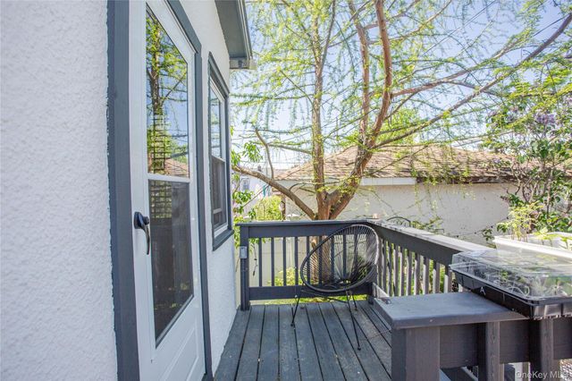 445 W Walnut Street, Long Beach, NY 11561