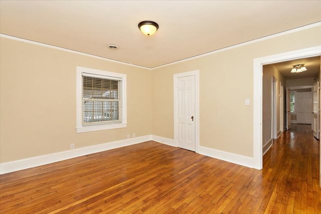 2011 Cedar Ln, Nashville, TN 37212