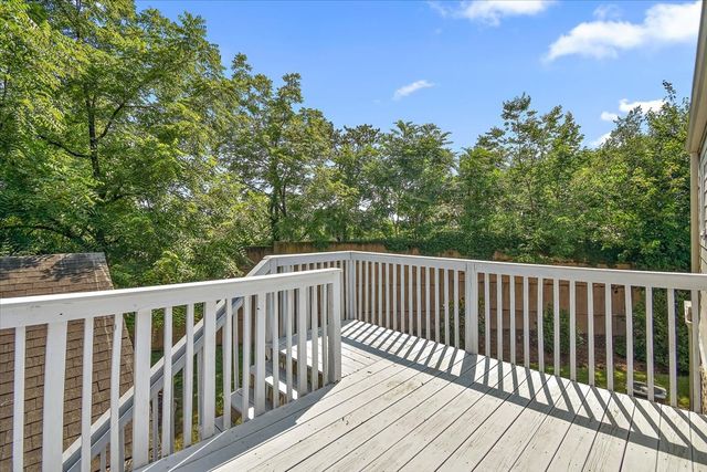 2011 Cedar Ln, Nashville, TN 37212