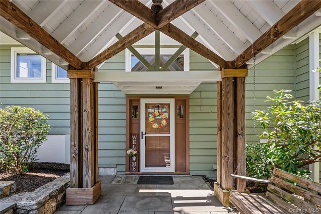41 Cross Pond Road, Pound Ridge, NY 10576