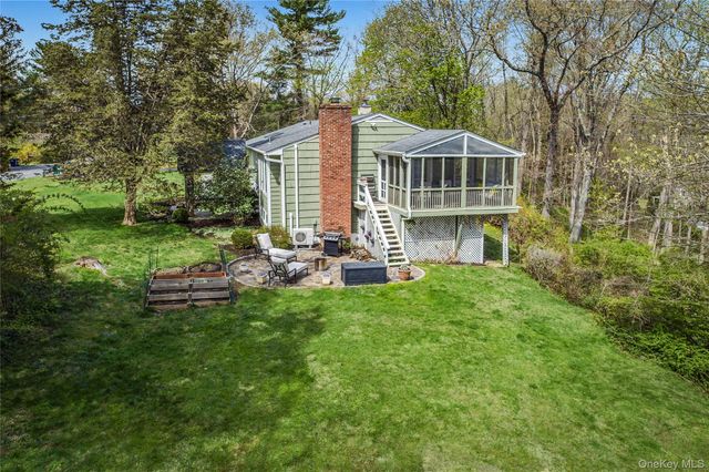41 Cross Pond Road, Pound Ridge, NY 10576