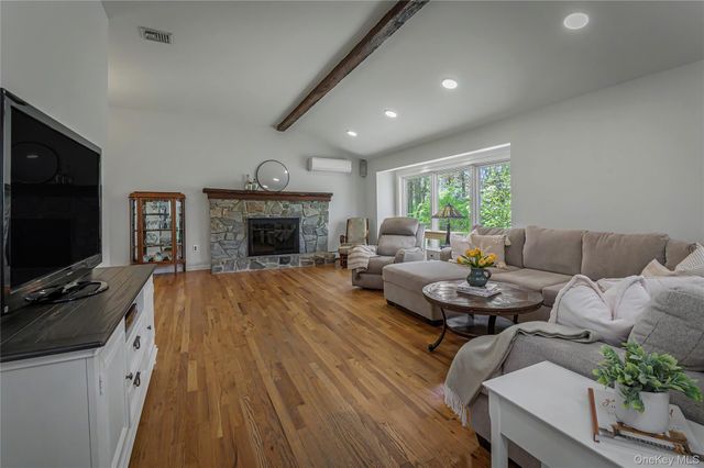 41 Cross Pond Road, Pound Ridge, NY 10576