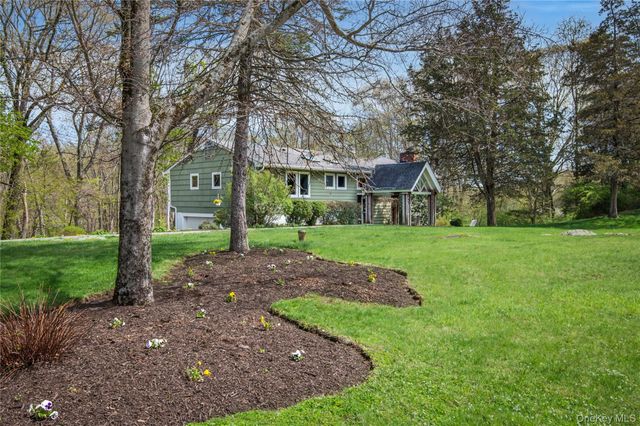41 Cross Pond Road, Pound Ridge, NY 10576