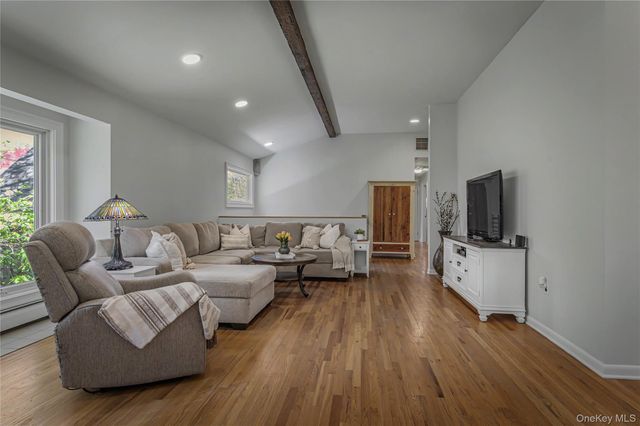 41 Cross Pond Road, Pound Ridge, NY 10576