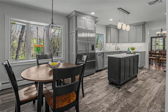 41 Cross Pond Road, Pound Ridge, NY 10576