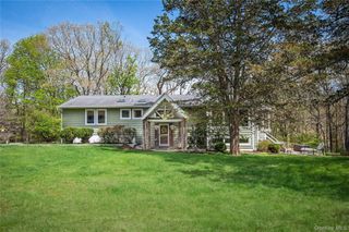 41 Cross Pond Road, Pound Ridge, NY 10576
