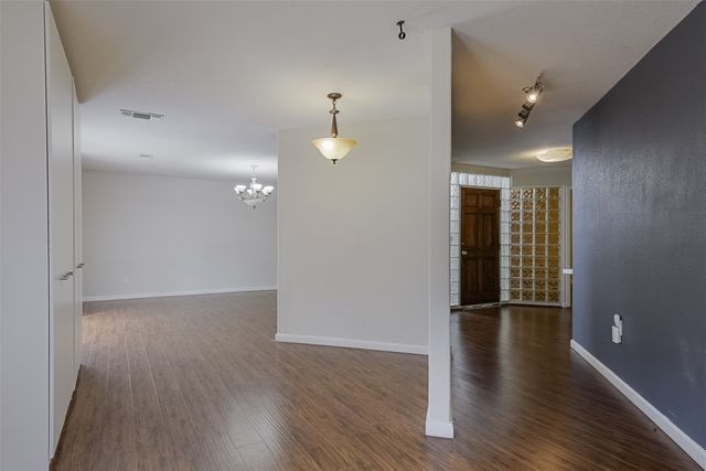 2210 Winter Sunday Way, Arlington, TX 76012