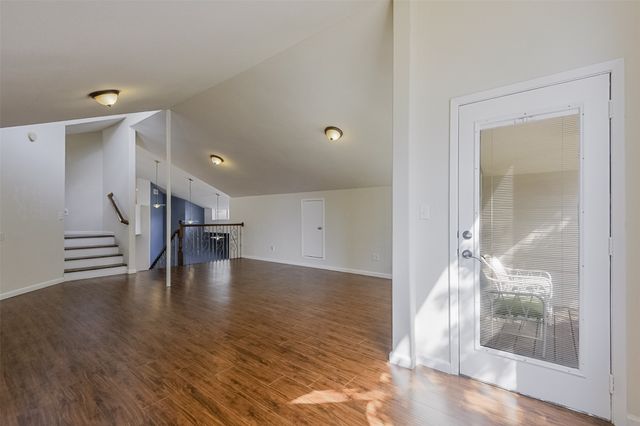 2210 Winter Sunday Way, Arlington, TX 76012