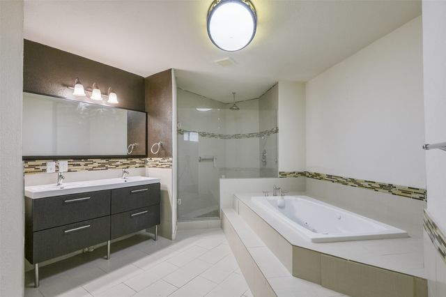 2210 Winter Sunday Way, Arlington, TX 76012