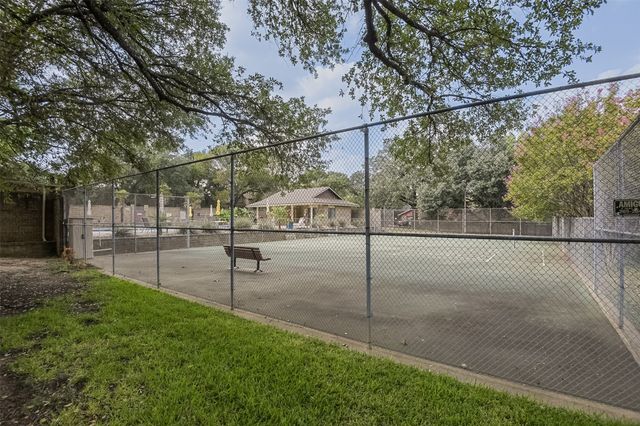 2210 Winter Sunday Way, Arlington, TX 76012