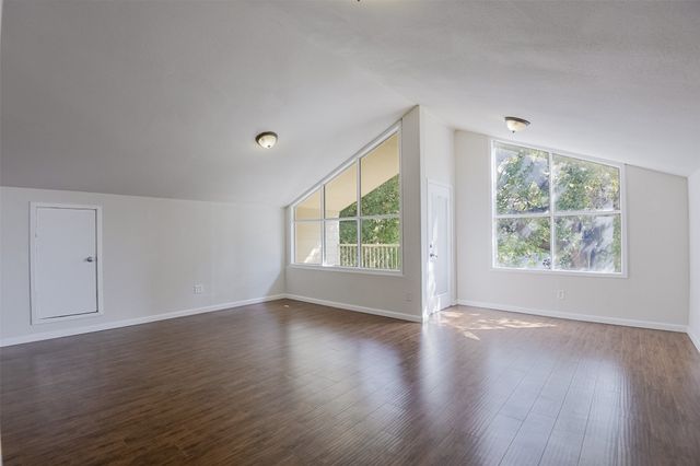 2210 Winter Sunday Way, Arlington, TX 76012