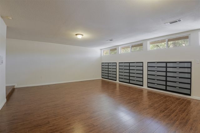 2210 Winter Sunday Way, Arlington, TX 76012