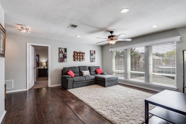 2505 Kentmere Lane, Mckinney, TX 75072