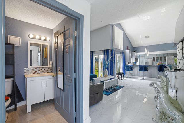 3517 NW 73rd Way NW, Coral Springs, FL 33065