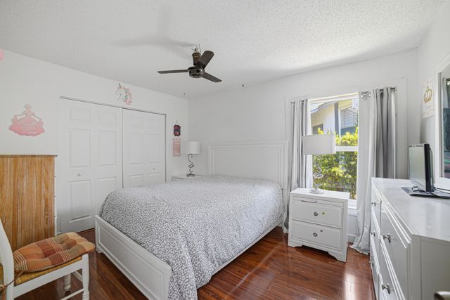 3517 NW 73rd Way NW, Coral Springs, FL 33065