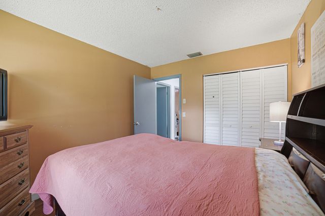 3517 NW 73rd Way NW, Coral Springs, FL 33065