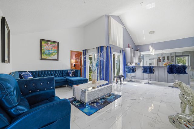 3517 NW 73rd Way NW, Coral Springs, FL 33065
