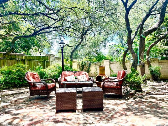 11506 WHISPER ROCK ST, San Antonio, TX 78230