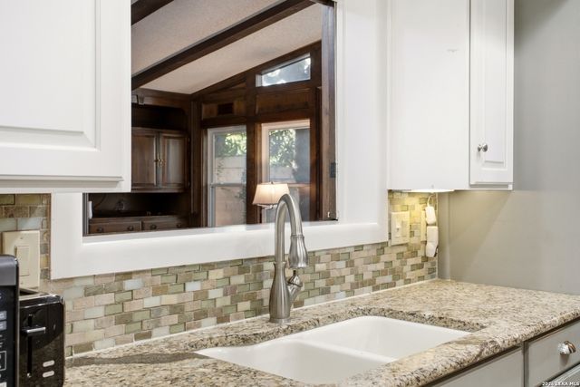 11506 WHISPER ROCK ST, San Antonio, TX 78230