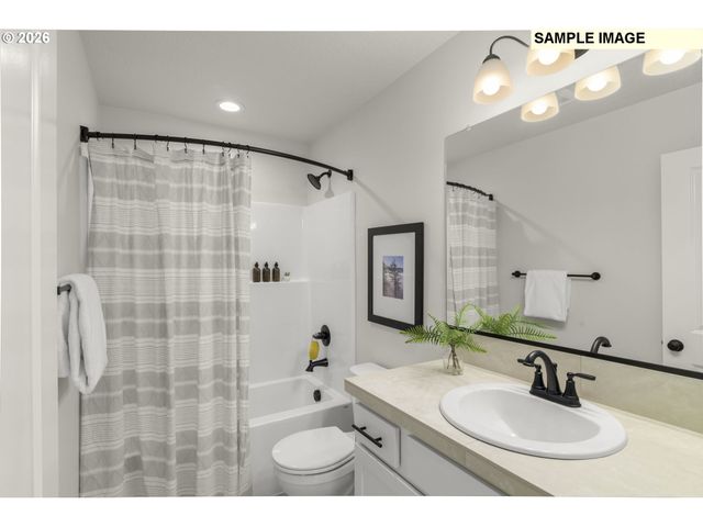 2549 Bourbon St, Forest Grove, OR 97116