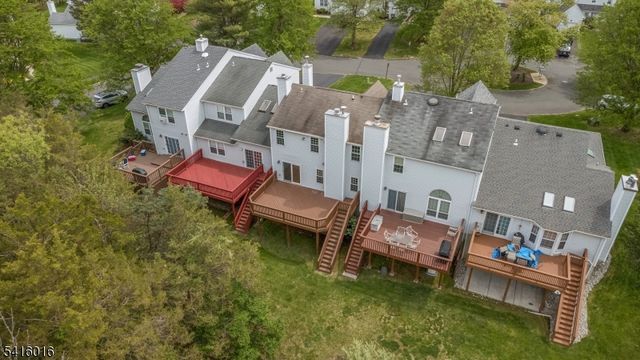 7 Munsee Trail, Branchburg Twp., NJ 08876