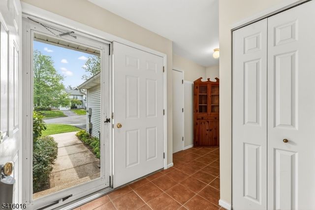 7 Munsee Trail, Branchburg Twp., NJ 08876