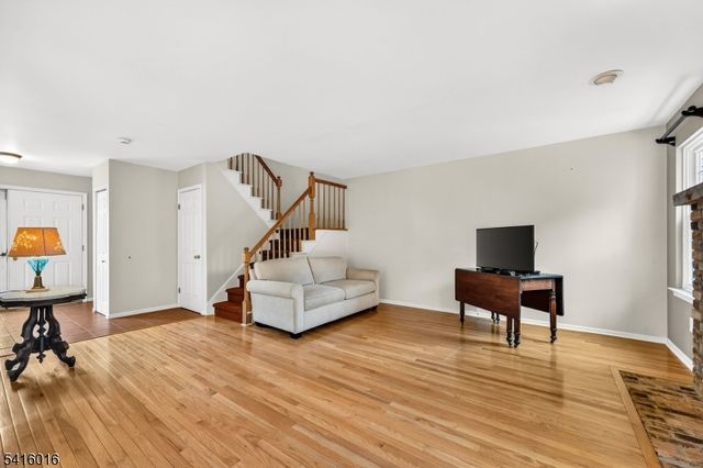 7 Munsee Trail, Branchburg Twp., NJ 08876