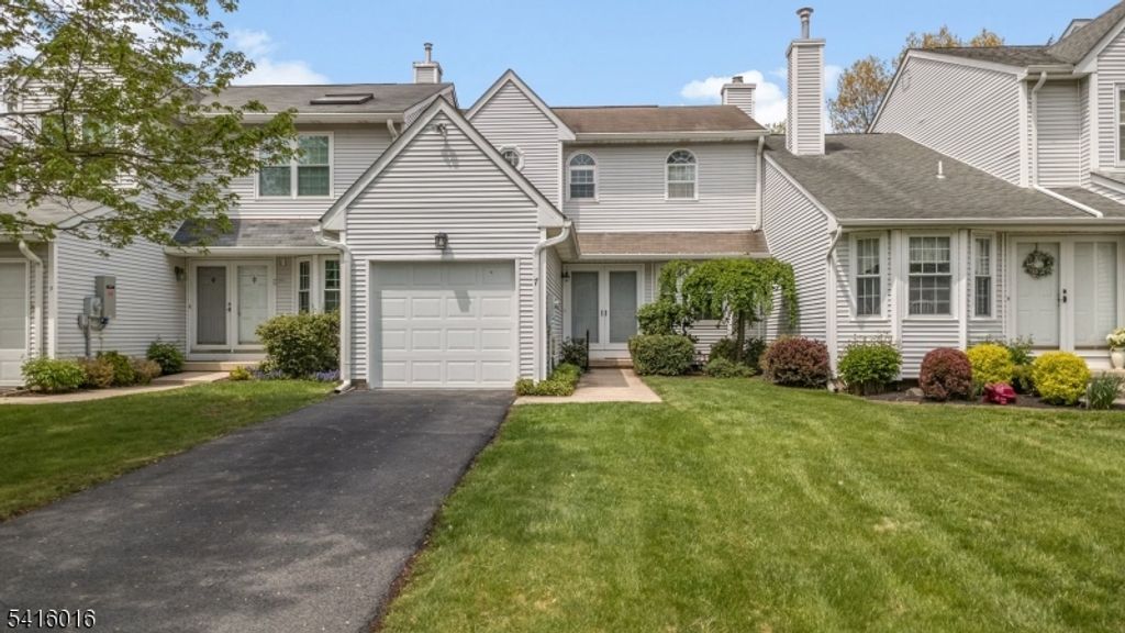 7 Munsee Trail, Branchburg Twp., NJ 08876