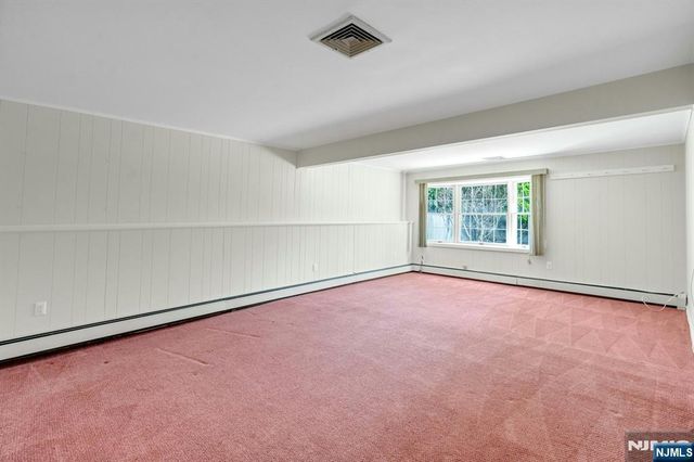 98 Vassar Drive, Paramus, NJ 07652