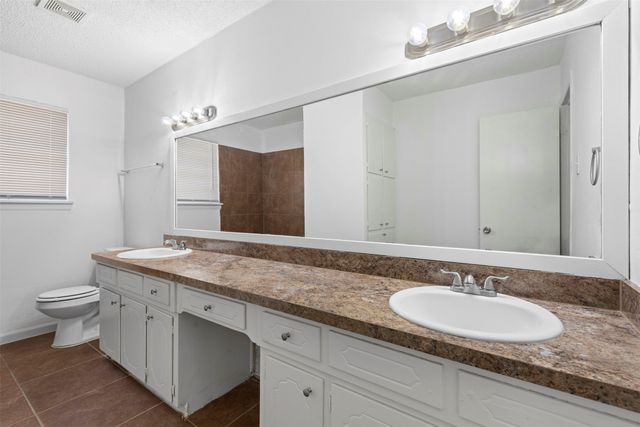 2020 Fordham Lane, Denton, TX 76201