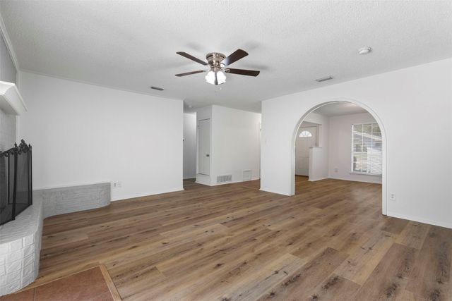 2020 Fordham Lane, Denton, TX 76201