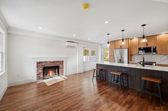 2 Railroad Avenue 2, Rowley, MA 01969