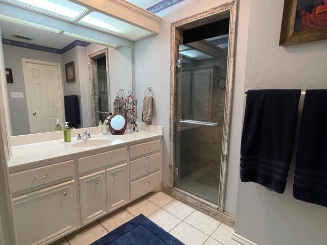 2529 N 1st Street, Tahoka, TX 79373