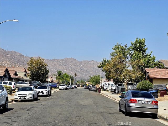 23886 Mark Twain, Moreno Valley, CA 92557