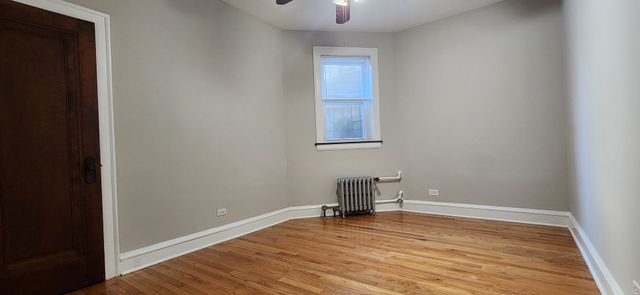 1925 W Belle Plaine Avenue F, Chicago, IL 60613