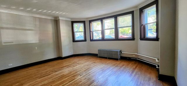 1925 W Belle Plaine Avenue F, Chicago, IL 60613