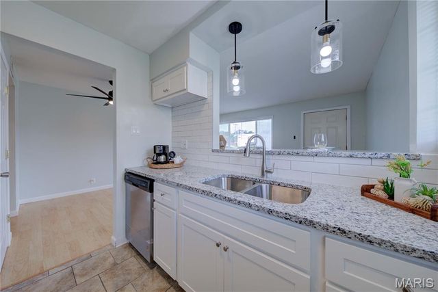 10788 Tropic Drive, St Ann, MO 63074