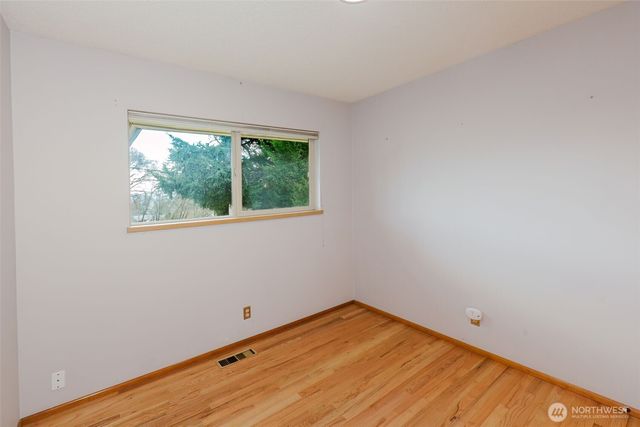 1412 Sheridan Road, Bremerton, WA 98310