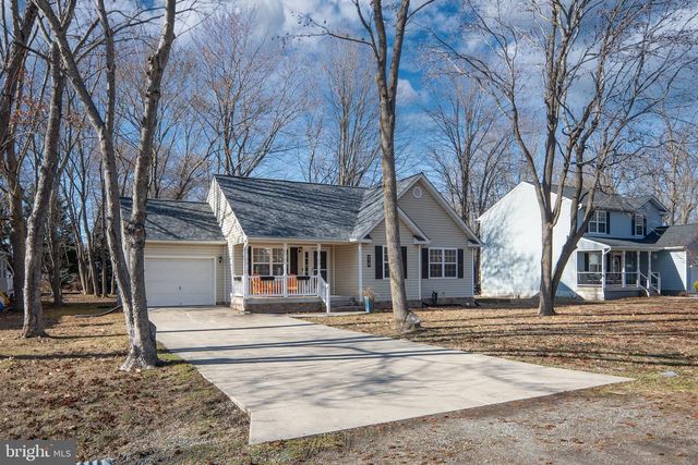 219 SANTA MARIA AVE, Colonial Beach, VA 22443