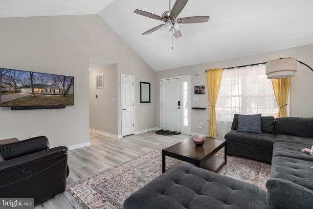 219 SANTA MARIA AVE, Colonial Beach, VA 22443