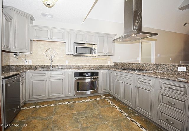 536 Fairview Trail, Byhalia, MS 38611
