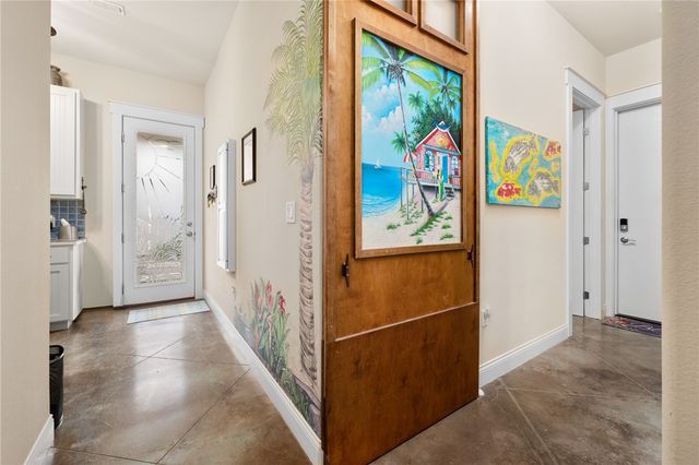 925 Pompano Dr, Aransas Pass, TX 78336