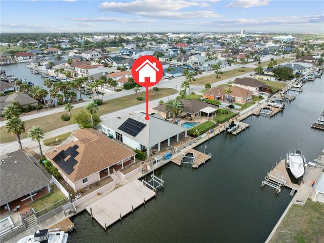 925 Pompano Dr, Aransas Pass, TX 78336