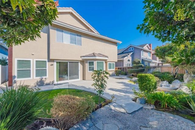 8 Bayview, Irvine, CA 92614