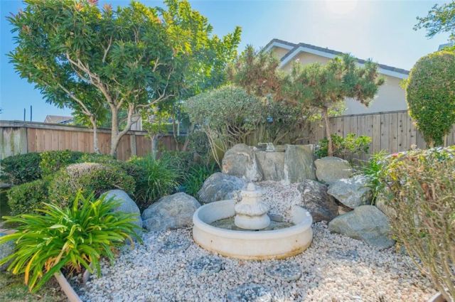 8 Bayview, Irvine, CA 92614