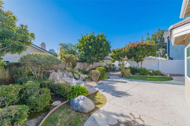 8 Bayview, Irvine, CA 92614